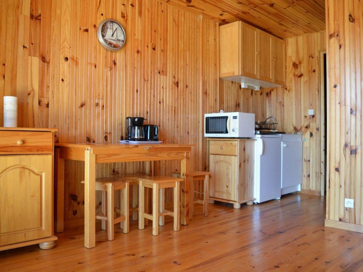 Bas De Chalet Cosy Avec Balcon Et 1 Chambre - Fr-1-593-26 Les Angles  Exterior photo