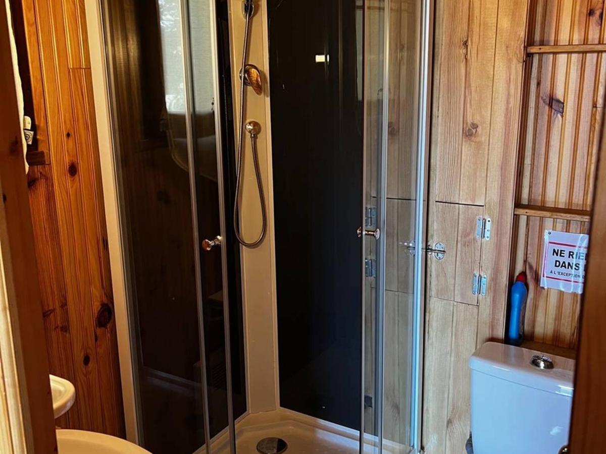 Bas De Chalet Cosy Avec Balcon Et 1 Chambre - Fr-1-593-26 Les Angles  Exterior photo